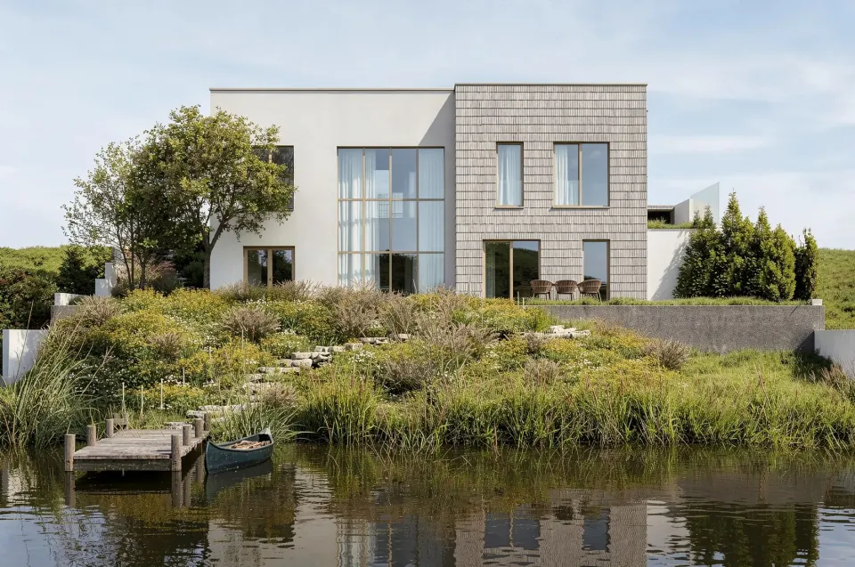Casa MV — proiect casă D+P, 342 mp, teren în pantă
